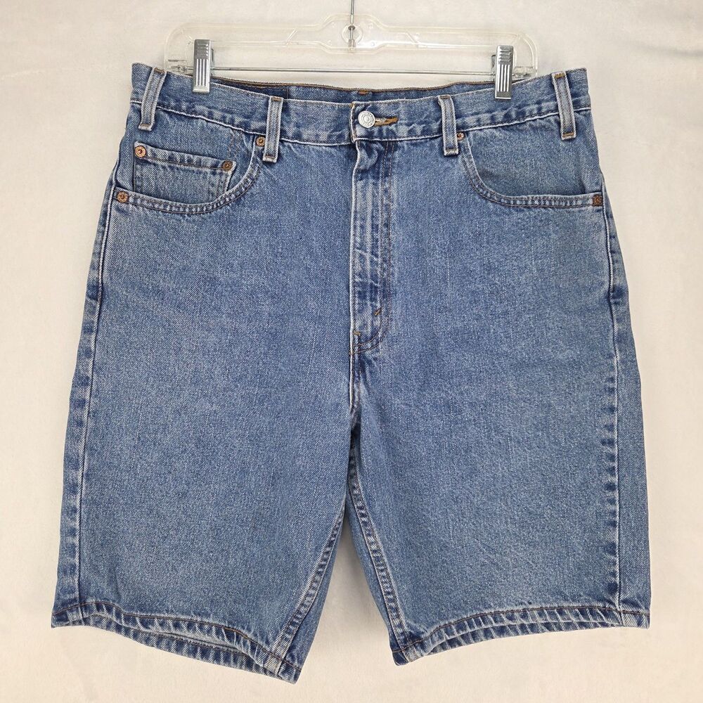 Vintage Levi’s 505 Regular Fit Denim Jean Shorts  Mens Size 36 Med Wash Blue Y2K
